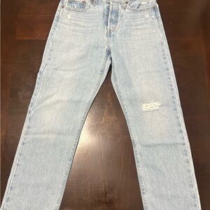 Levi wedgie straight jeans. brand new with tags never worn !